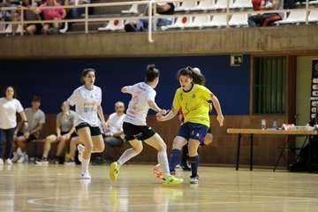 Reparto de puntos entre Teldeportivo y Ourense (2-2)/TA.